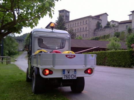 tipping-cargo-bed