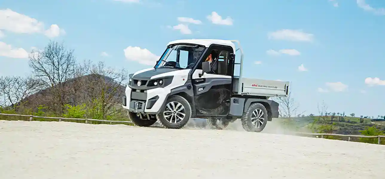 Geländegängige Elektrofahrzeuge, Golfwagen für den Einsatz von Alkè