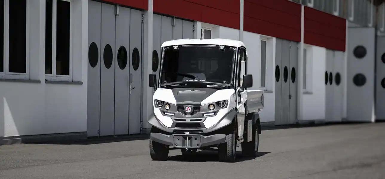 Arbeitsfahrzeug für Forschungseinrichtungen und Pharmaunternehmen