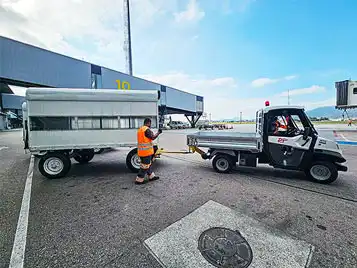 ALKE' electric airport vehicles