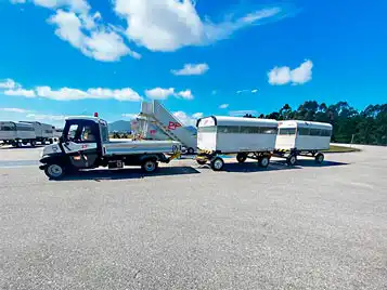 Loading bed with trailer