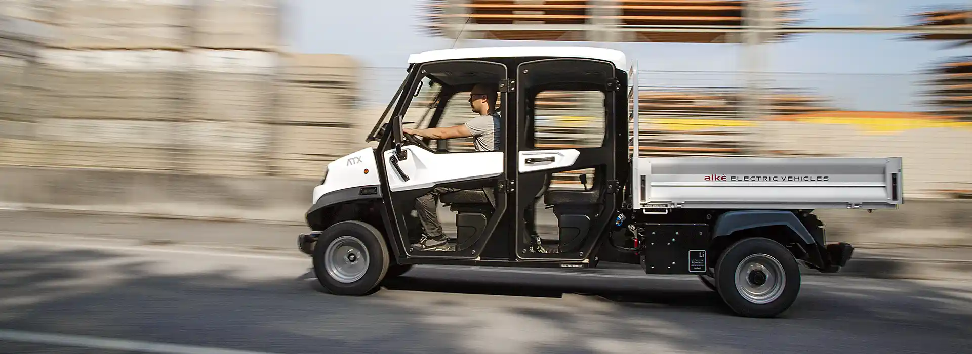 Electric Vehicles Double Cab ATX ED - 4-seater vehicle for transporting work groups and materials