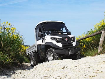 Off-road electric vehicle