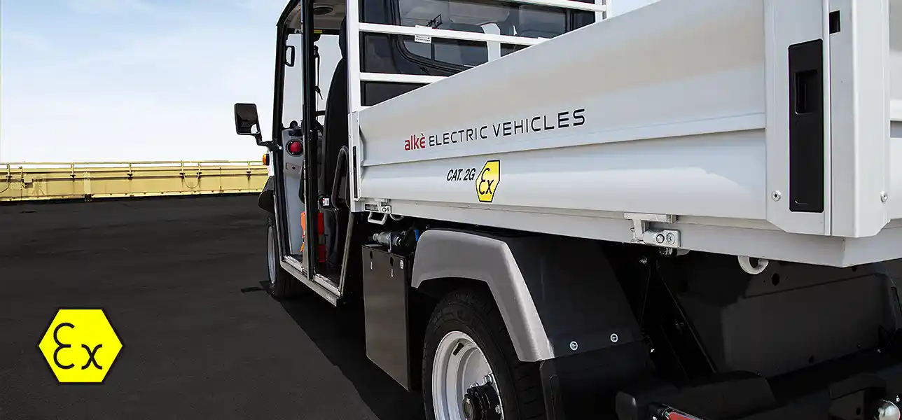ATEX vehicle for transporting goods in petrochemical plant