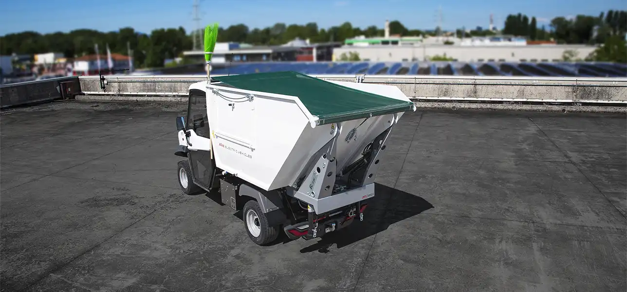 Waste collection and cleaning vehicle for trade fairs and events Alke'