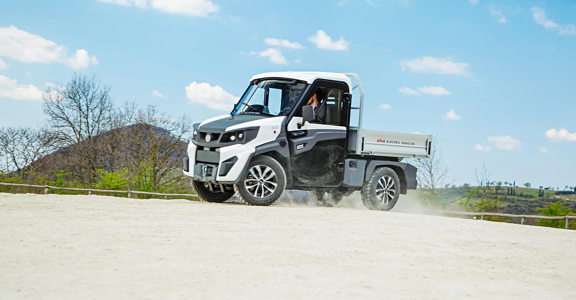 The differences between Dual Motor, AWD and 4WD