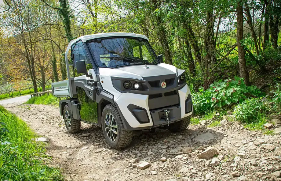 Electric vehicles alke atx4 range
